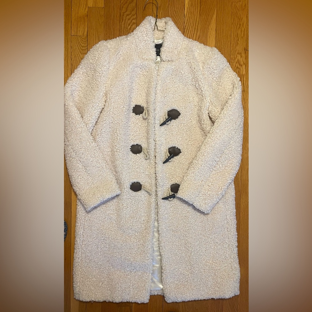New J. Crew Teddy Coat
Ivory Size Small